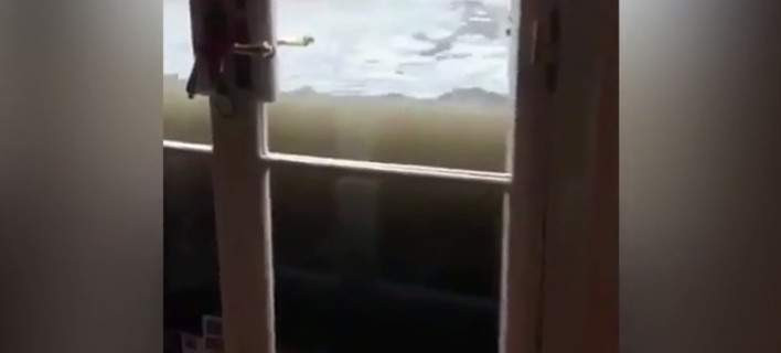 Τρομακτικό βίντεο -Κοσμηματοπωλείο στο Μαϊάμι έγινε… υποβρύχιο, μετά τον τυφώνα Ιρμα [βίντεο]